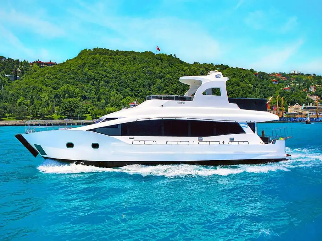 YACHT ROYAL İSTANBUL